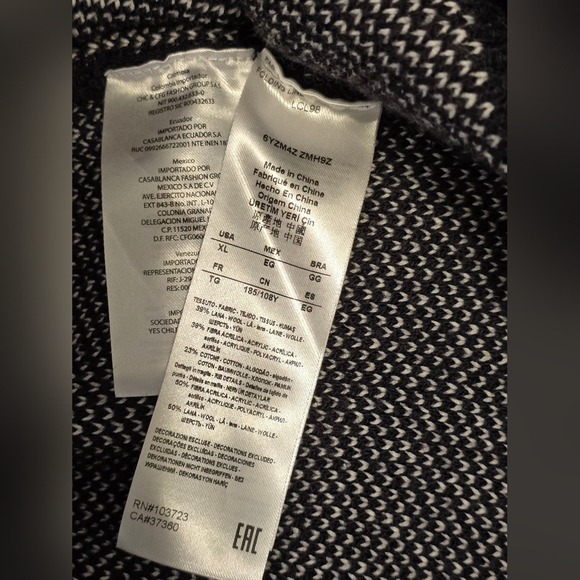 A/X Sweater - Picture 3 of 6